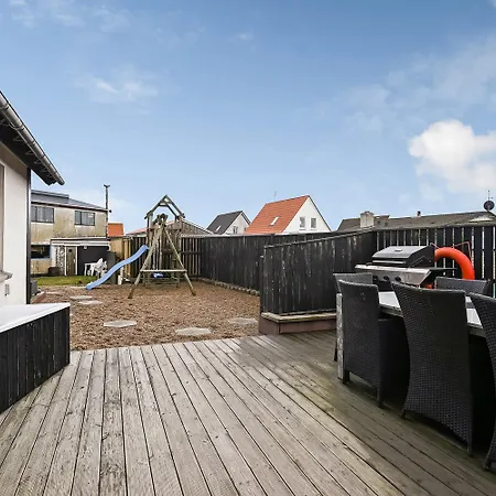 Skont Og Rummeligt I Autentiske Taet Pa Hav Og Sj1002 *