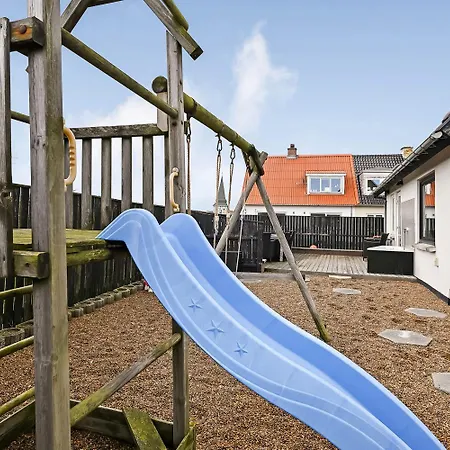 Casa vacanze Skont Og Rummeligt I Autentiske Taet Pa Hav Og Sj1002 *